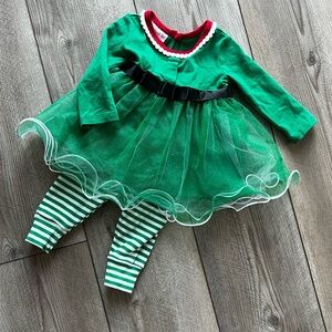 The CUTEST baby girl festive Christmas dress.